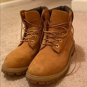 unisex timberland boots!